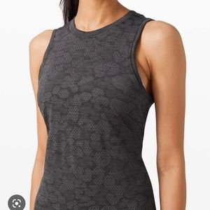 NWT lululemon breeze by muscle tank SZ 8